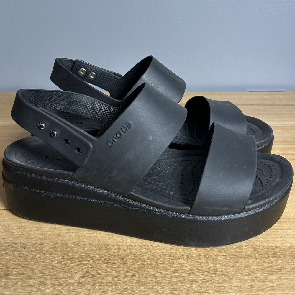 Croc Black Brooklyn Comfortable Two Strap Pushpin Ankle Strap Low Wedge Sandals - Picture 3 of 6